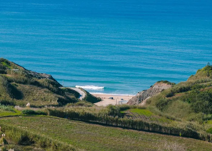 And Friends With Ocean View Lourinhã