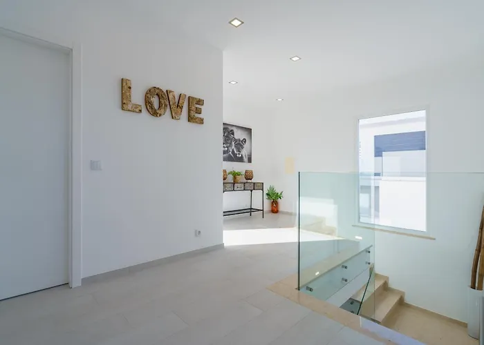 And Friends With Ocean View 빌라 로리냐